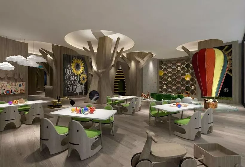 Hotelli Renaissance Changzhou Wujin