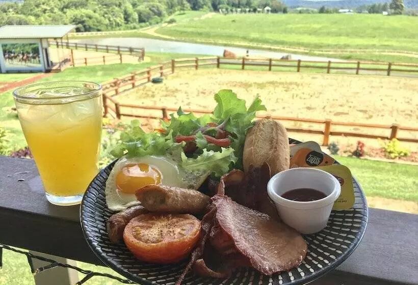Maaseutuhotelli Kur Cow Farm Escape 35 Minutes From Cairns