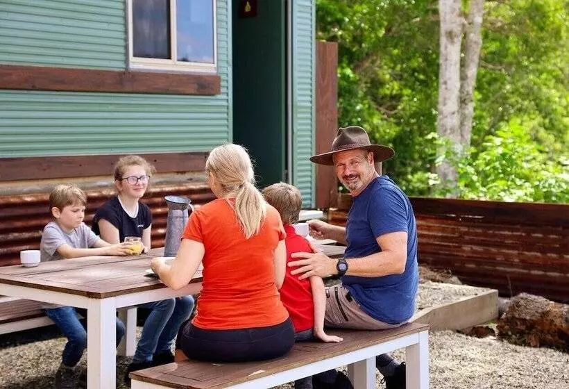 Maaseutuhotelli Kur Cow Farm Escape 35 Minutes From Cairns