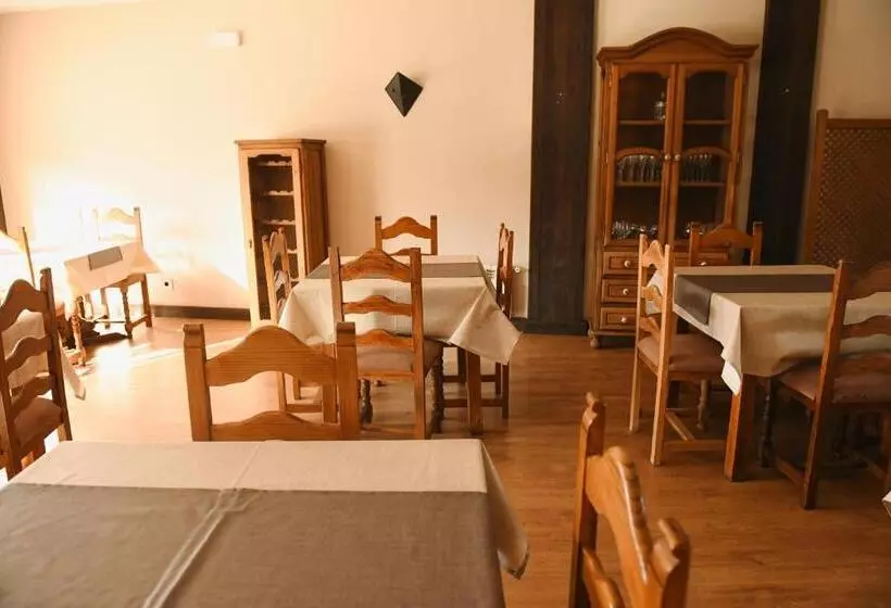 ホテル Rural Villa De Vinuesa