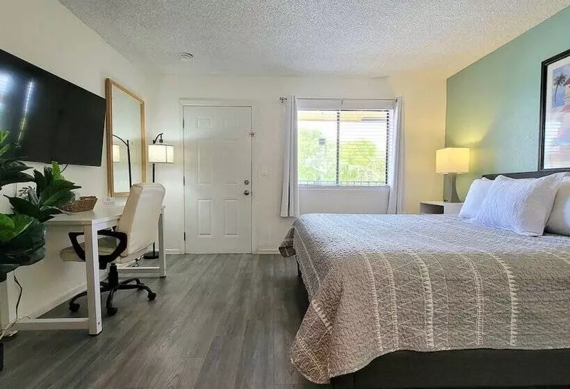 Hotelli Sunny Palms Inn