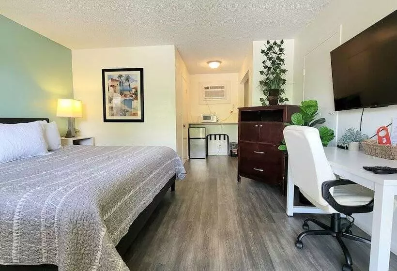 Hotelli Sunny Palms Inn