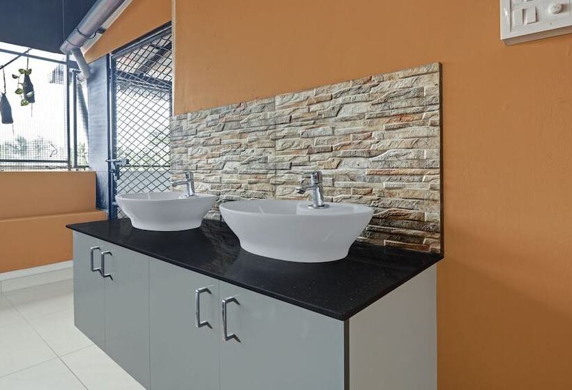 Hotel Treebo Trend Sreepathi Mayoogha