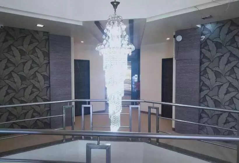 ホテル Udayanraje Palace
