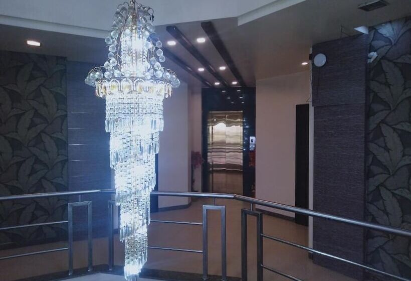 Hotel Udayanraje Palace