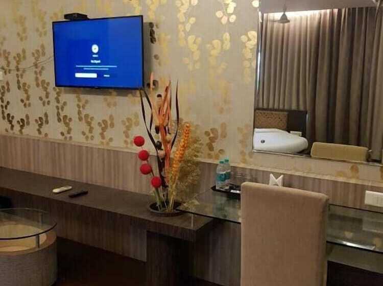 Hotel Udayanraje Palace