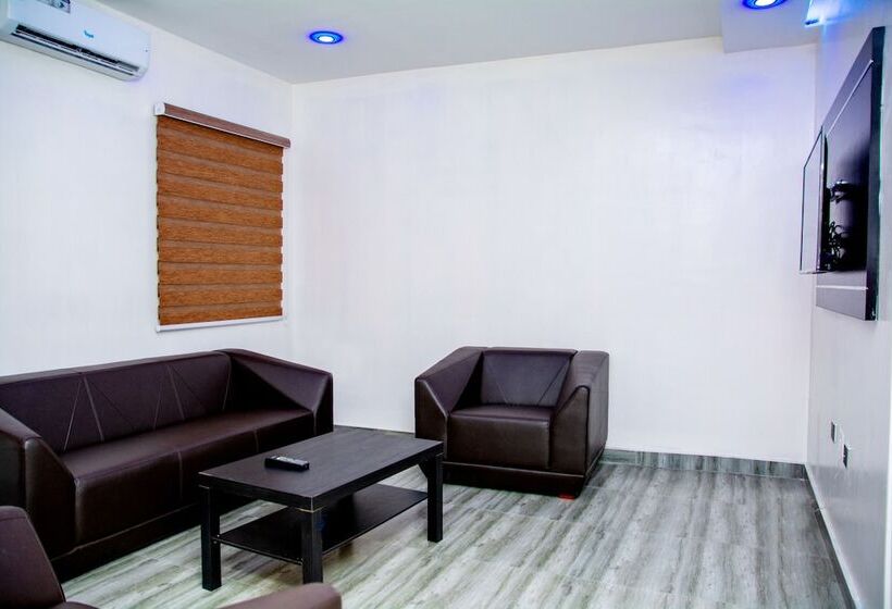 هتل Whitevill Hospitality And Homes