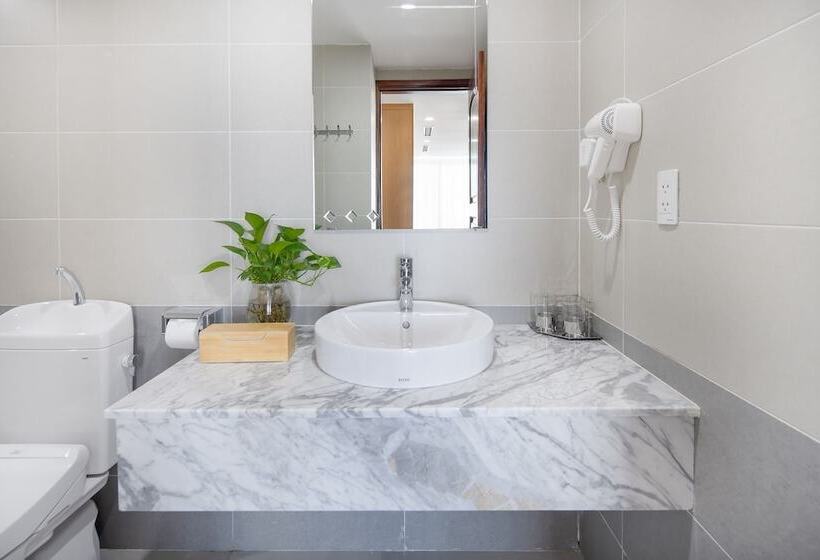 Lamanga Hotel & Suite Da Nang