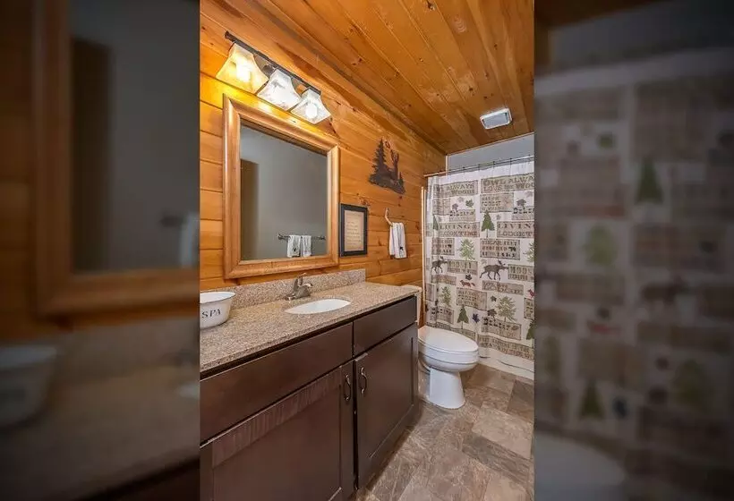 Lincoln Log Cabin