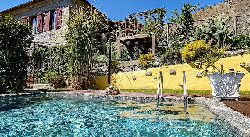 Majatalo Casa Da Benfeitoria