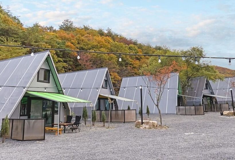 Pensió Gyeongju Haneulbichkids Poolvilla