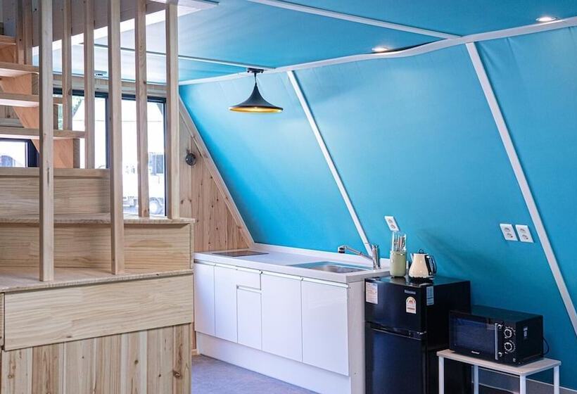 Pensió Gyeongju Haneulbichkids Poolvilla