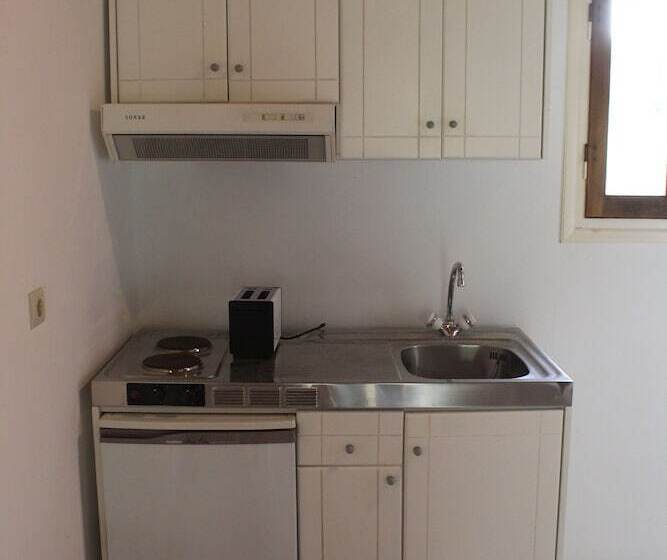 Repose Olive Grove Roda