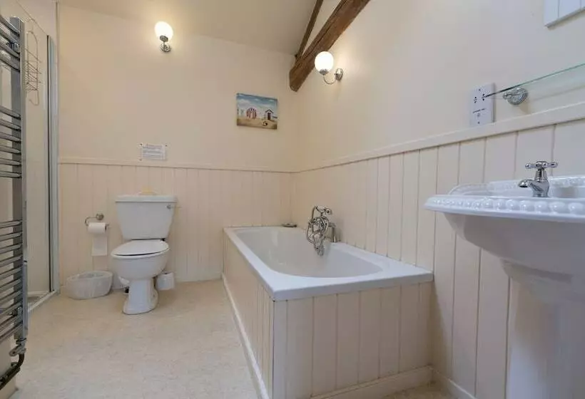 Residenssi Hulmes Vale House Sleeps 14 Peak District