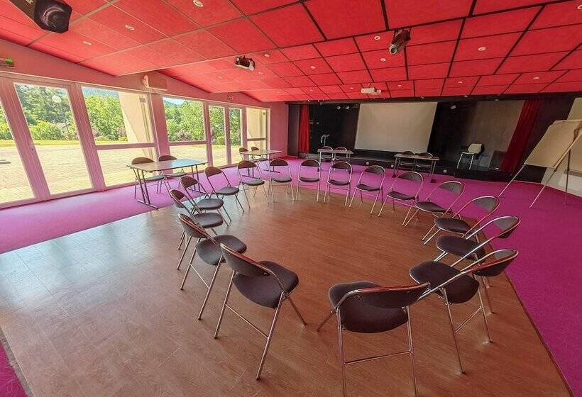 منتجع Village Vacances Cap France La Bolle