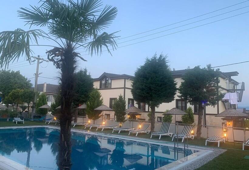 Akcay Zeytin Otel