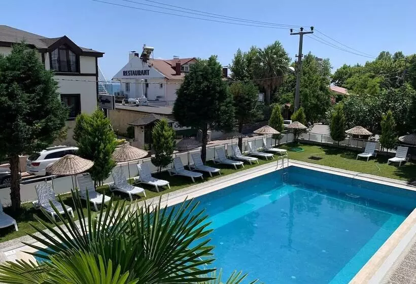 Akcay Zeytin Otel