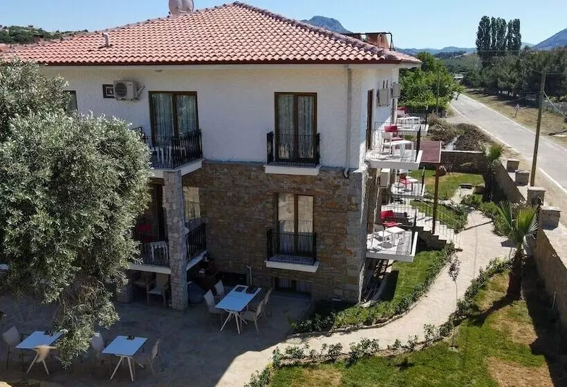 Aamiaismajoitus (B&B) Gökçeada Deep Breath