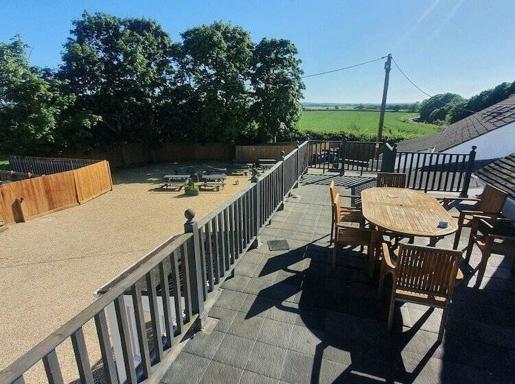 住宿加早餐 Hawk House