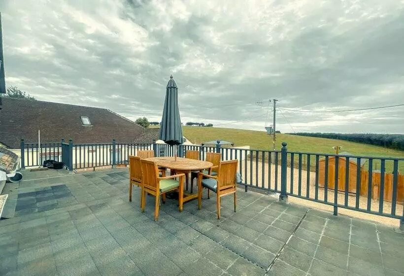 ベッドアンドブレックファースト Hawk House