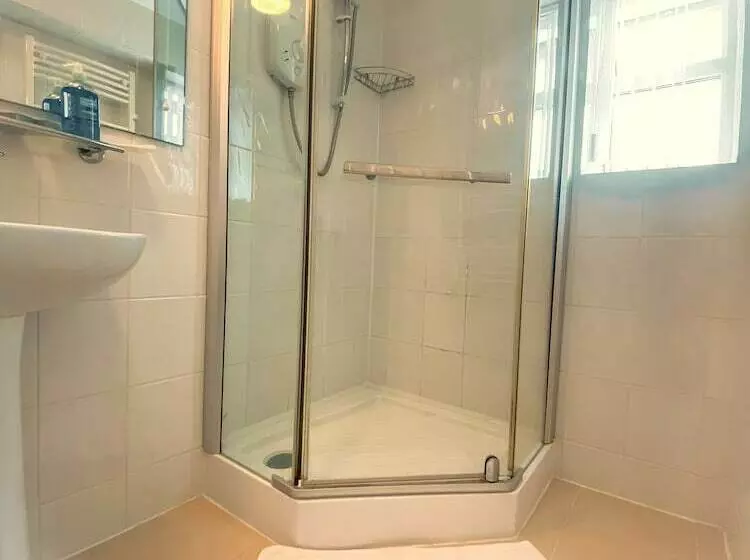 ベッドアンドブレックファースト Hawk House