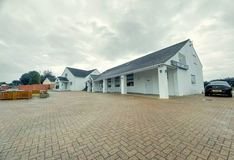 ベッドアンドブレックファースト Hawk House