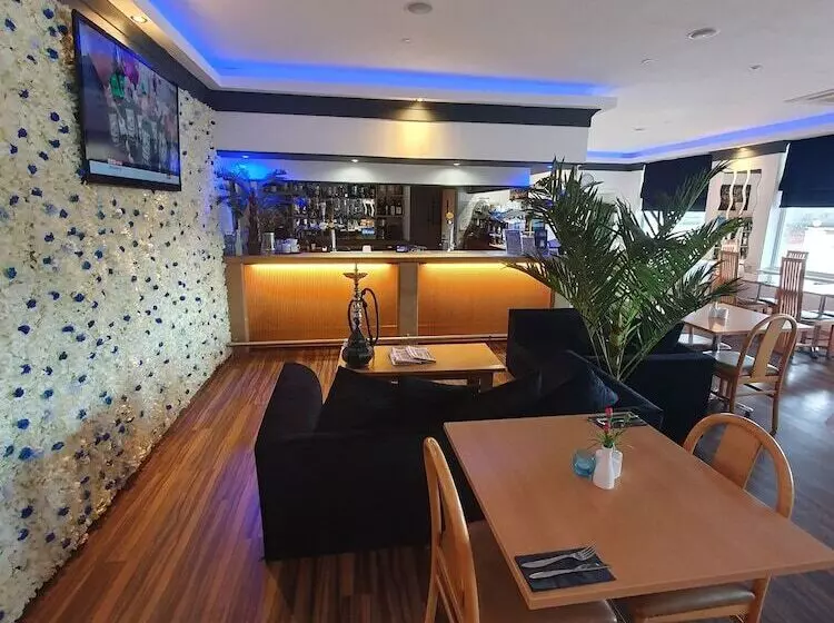 ベッドアンドブレックファースト Hawk House