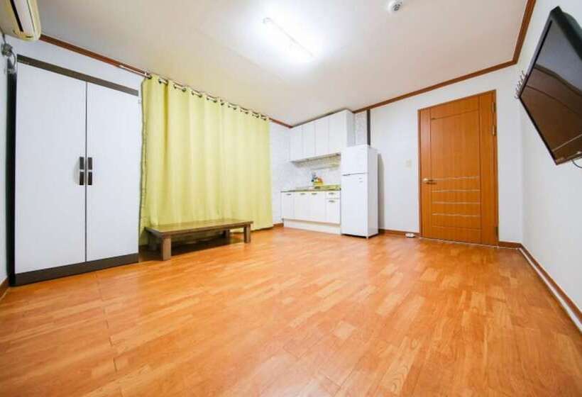 Boryeong Badapunggyeong Pension