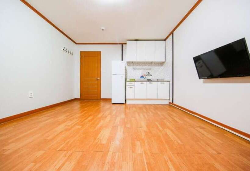 Boryeong Badapunggyeong Pension