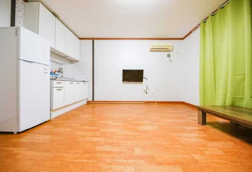 Boryeong Badapunggyeong Pension