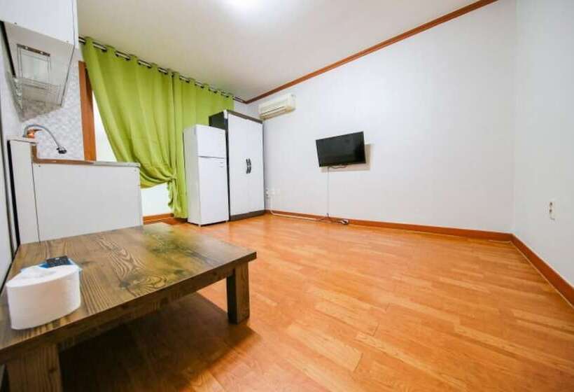 Boryeong Badapunggyeong Pension