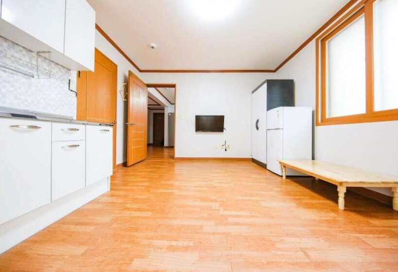 Boryeong Badapunggyeong Pension