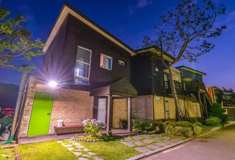 Daebudo Grand Blue Pension