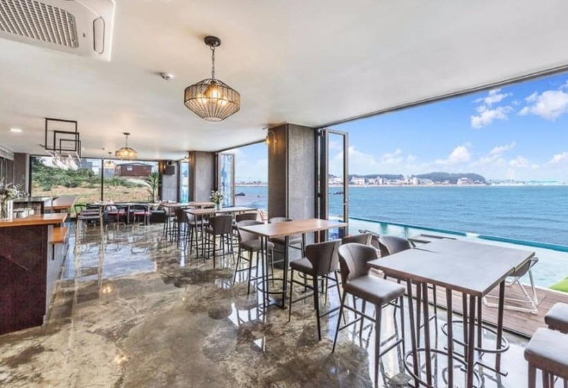 Daebudo Oblique198 Pool Villa Pension