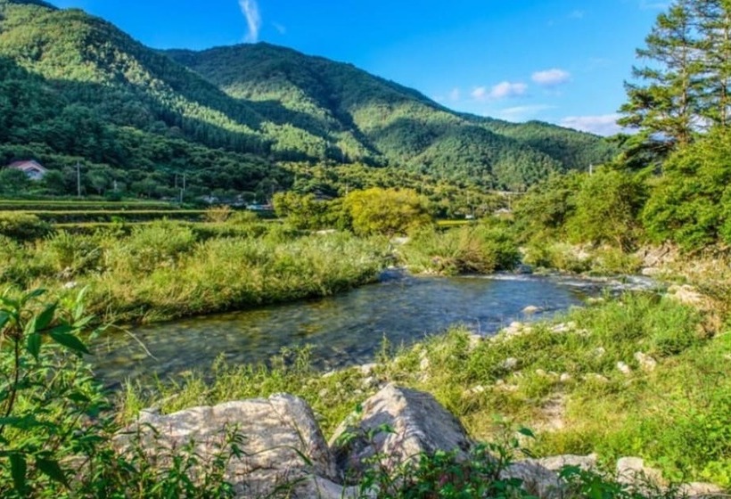 Geochang Windmill Village Pension