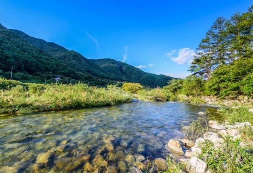 Geochang Windmill Village Pension