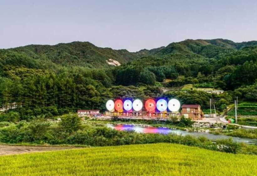 Geochang Windmill Village Pension