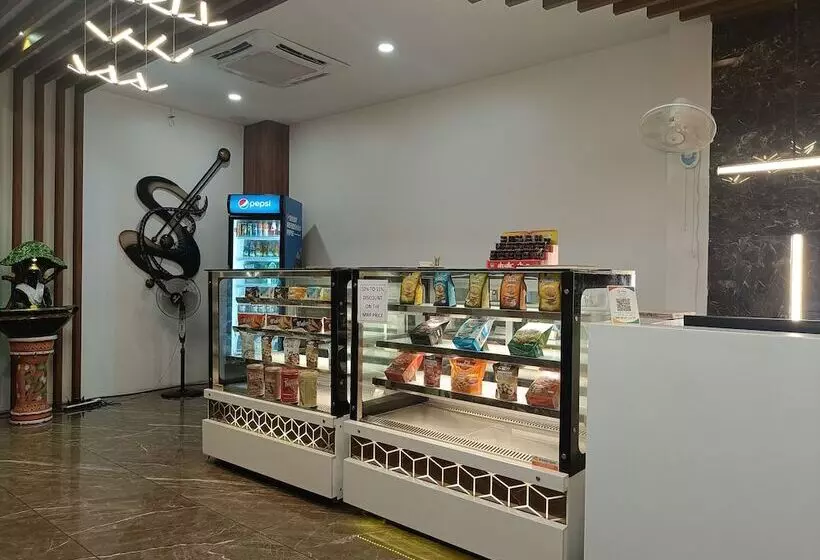 ホテル Akshay Grand