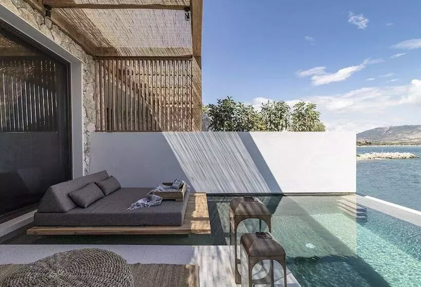 Hotelli Amethyst Selene Paleros