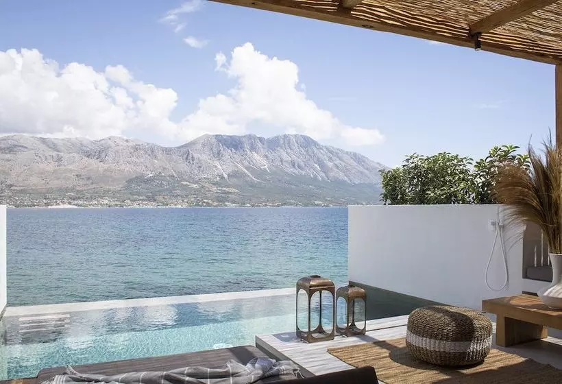 Hotelli Amethyst Selene Paleros