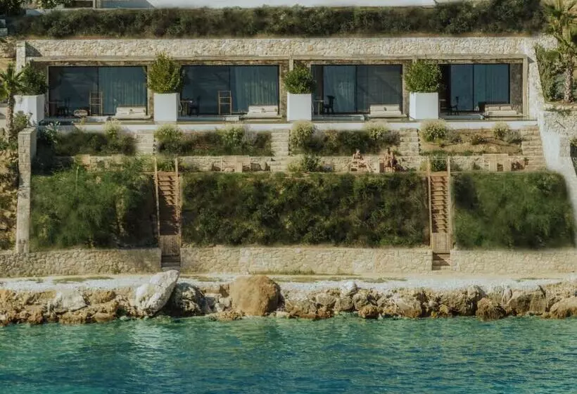 Hotelli Amethyst Selene Paleros