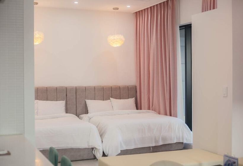 ホテル Blue Mango Pool Villa & Resort