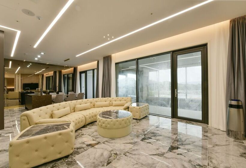 ホテル Blue Mango Pool Villa & Resort