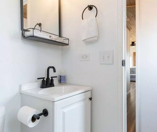 Hotelli Bv Overlook Camp & Lodging