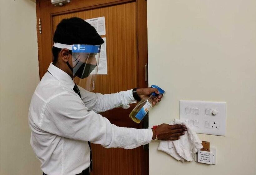 فندق Kanthi Resorts Badami