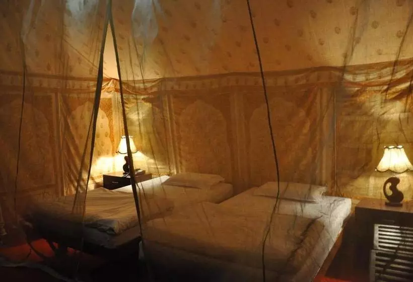 Hotelli Kurja Resort