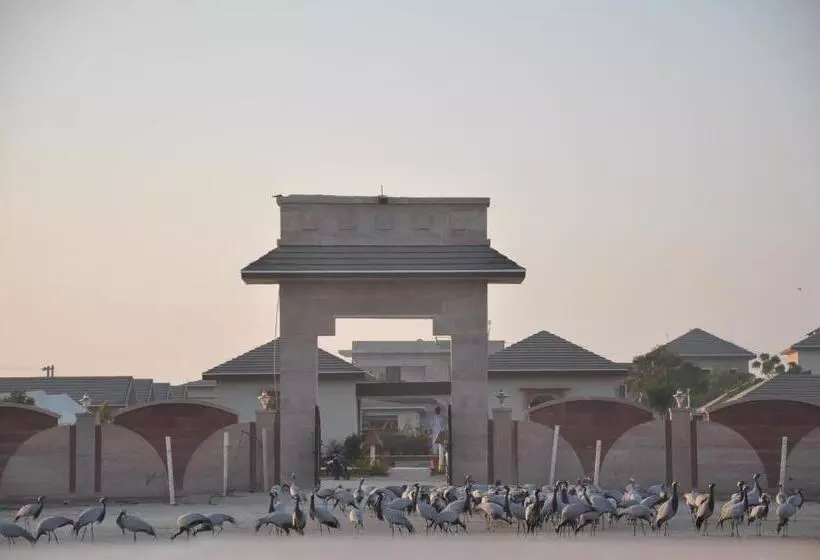 Hotelli Kurja Resort