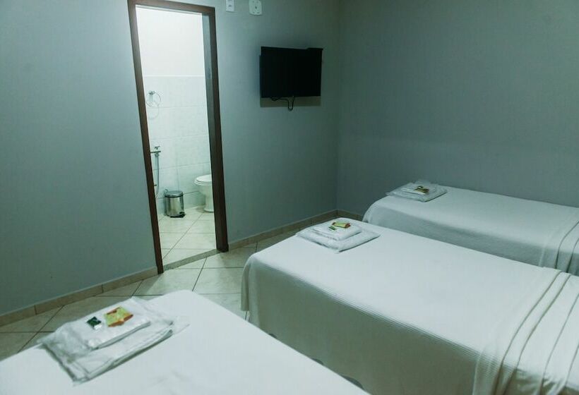 בית מלון כפרי Minas Dor