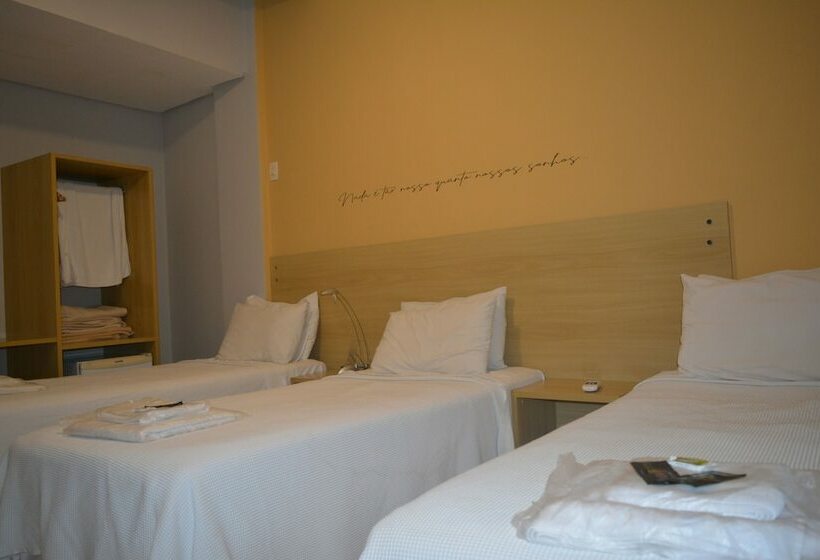 בית מלון כפרי Minas Dor