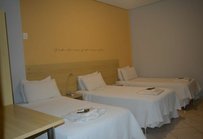 בית מלון כפרי Minas Dor